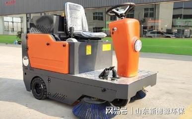 CA1160P62K1L3E4洗掃車 高效清潔，城市環(huán)衛(wèi)的得力助手